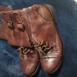Size 8 Brown genuine leather boots.